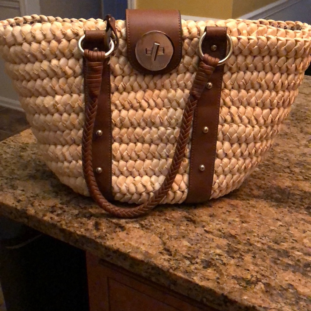 Liz Claiborne straw bag